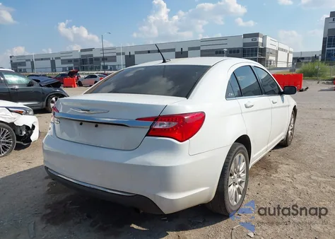 2013 Chrysler 200 Lx из США, поврежденный, VIN 1C3CCBAB1DN671688